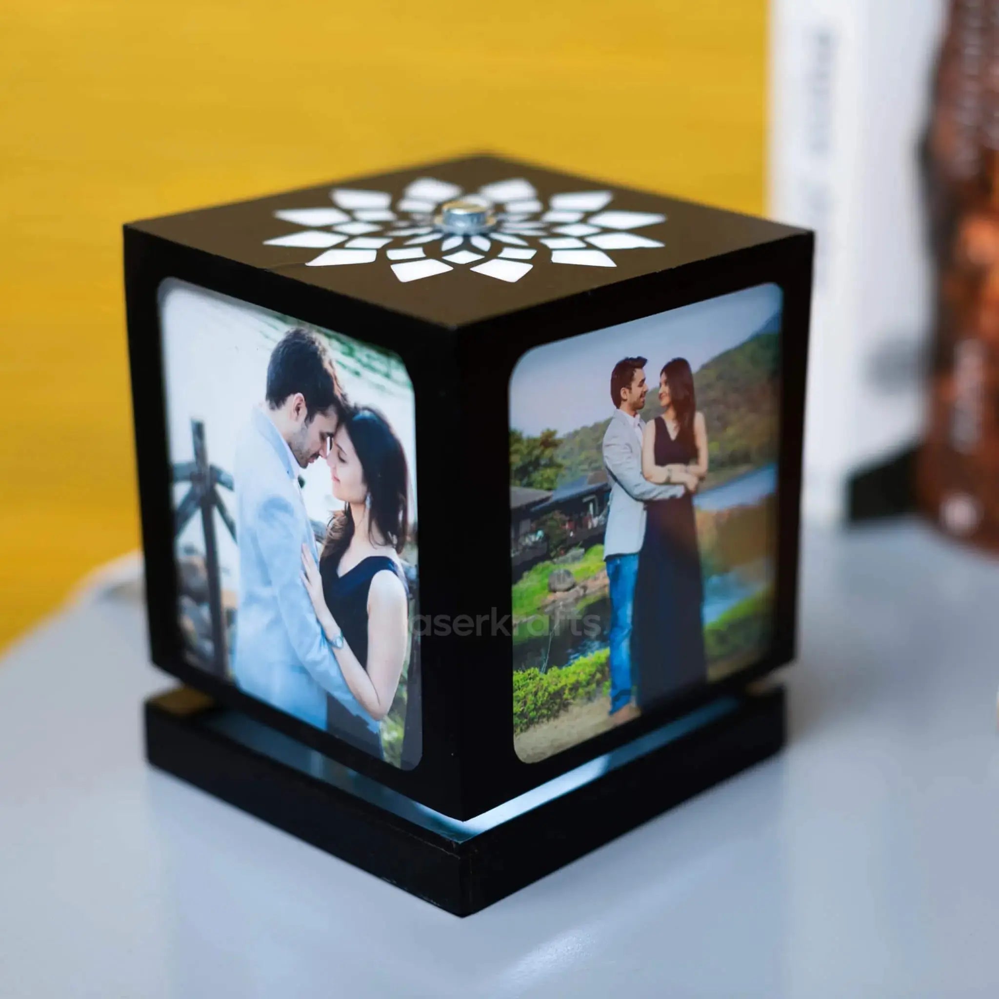 Rotating Photo Lamp - Personalized Keepsake with Stunning Illumination
