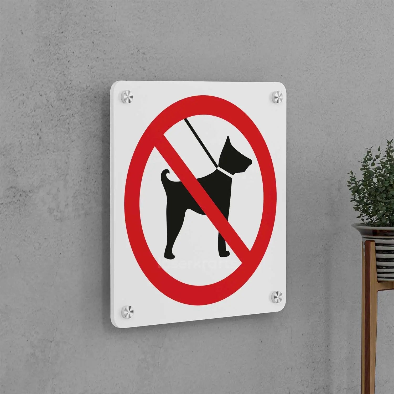No Pets Allowed Sign
