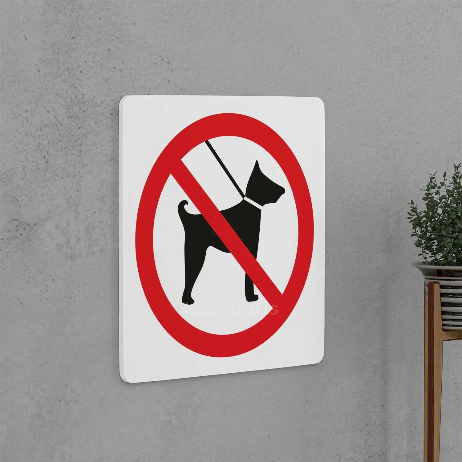 No Pets Allowed Sign