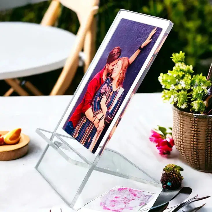 Customized Acrylic Mobile Stand for Desk – Sleek and Personalized Phone Holder